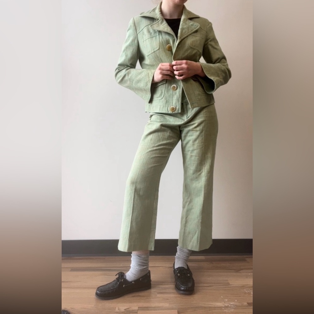 Green Two-Piece Suit Set 70’s archival